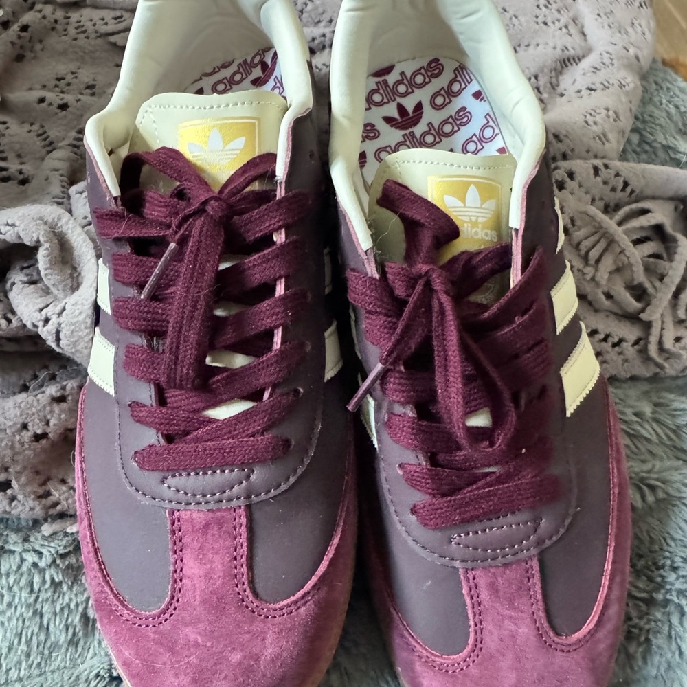 Adidas men’s burgundy and Cream Sneakers